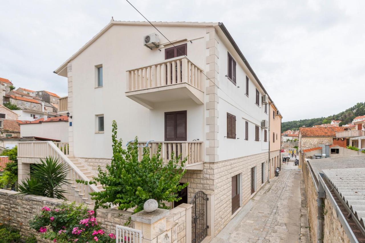 Historic Center Hvar Town- A Few Steps From The Main Square Exterior photo